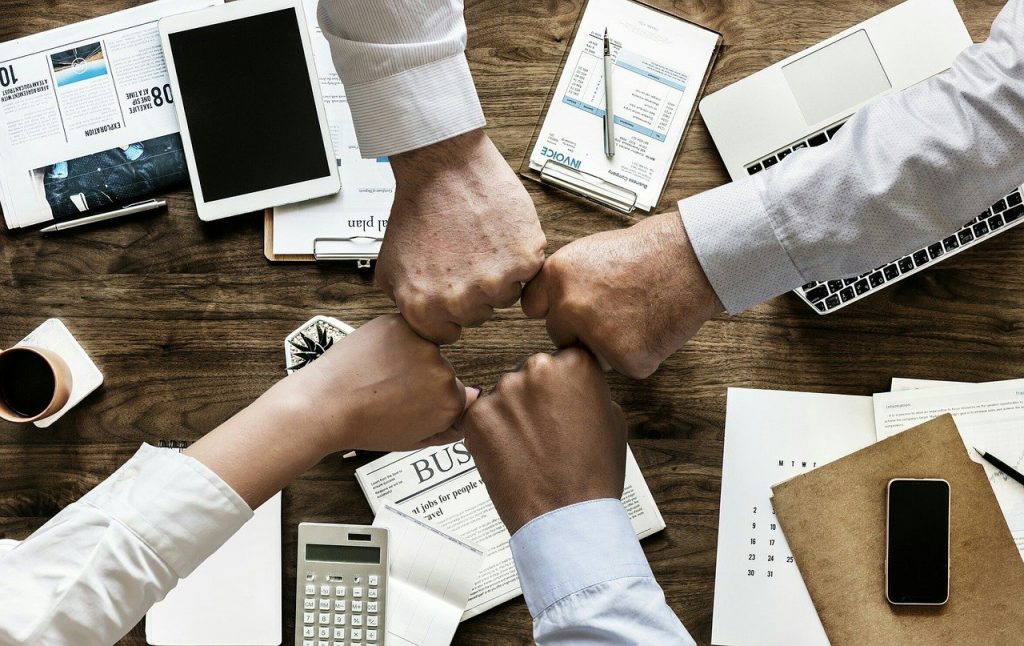 CRM Bussiness Meets CRM