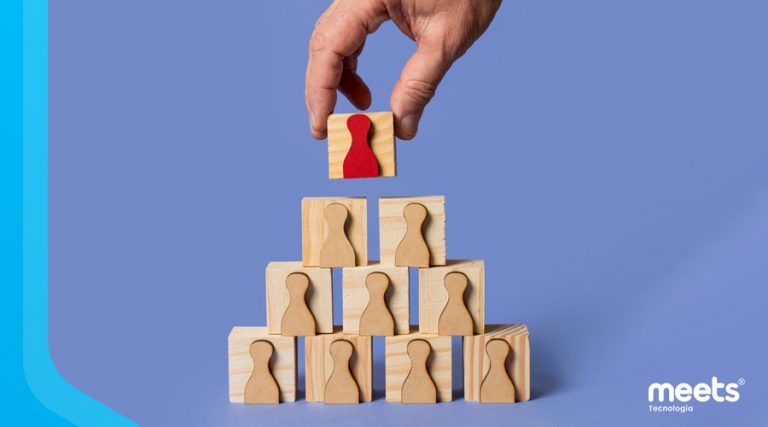 Como segmentar leads eficientemente usando um sistema de CRM?