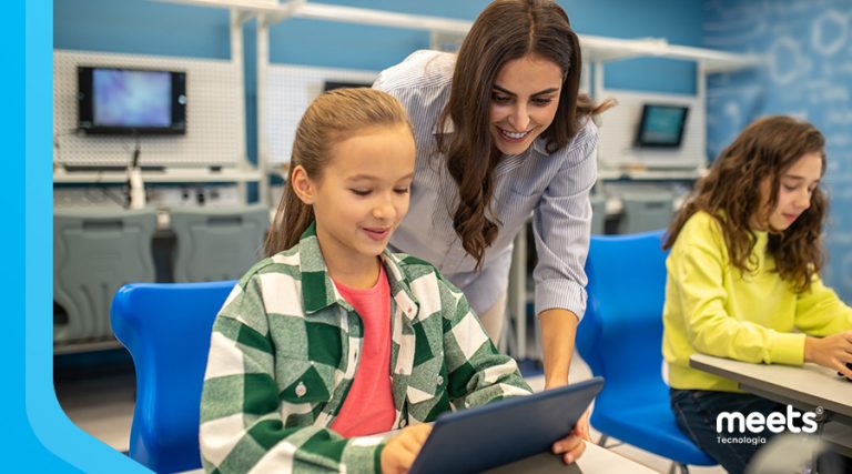 Como a tecnologia está otimizando a rotina escolar de professores e coordenadores